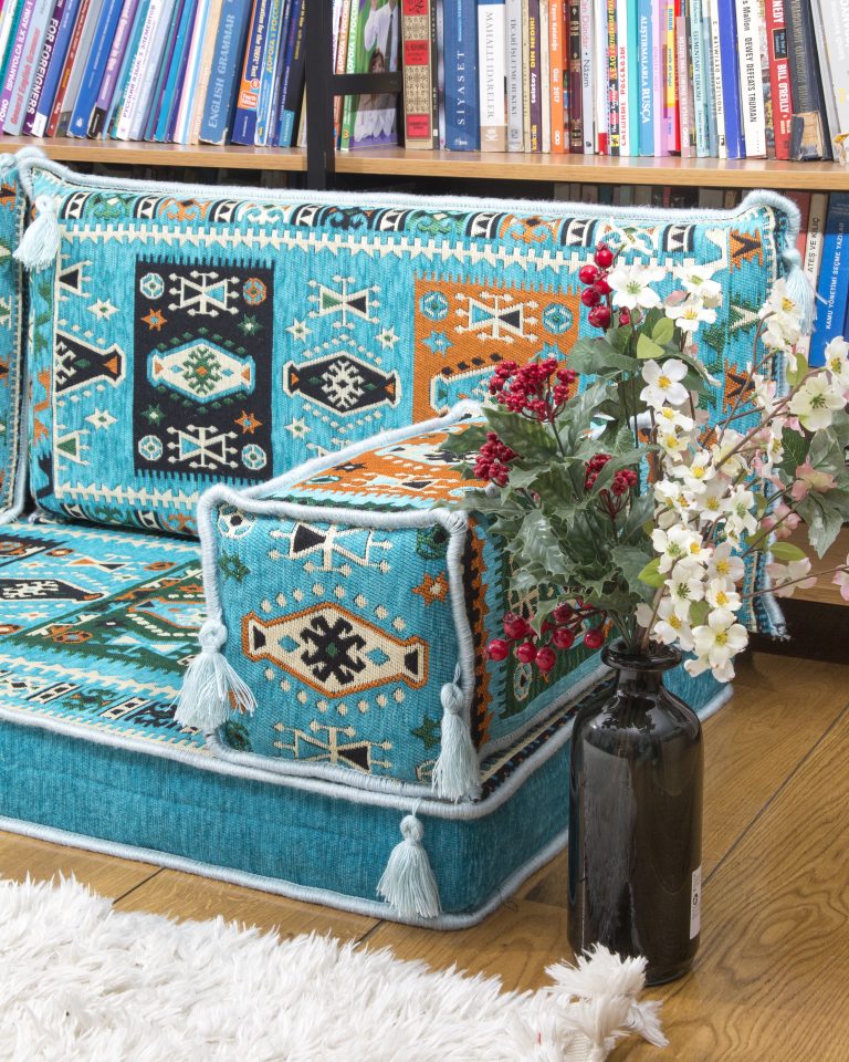 Practical and Creative Solutions for Arabic Sofas