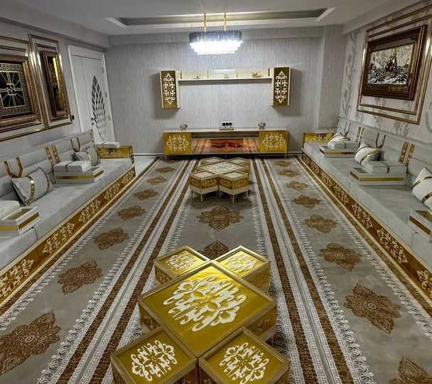 Premium Arabic Jalsah Yemeni Majlis