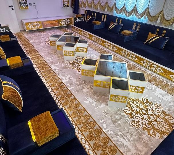 Navy Blue Premium Yemeni Majlis